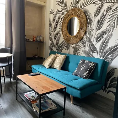 Le Quai Bourgeois Apartment