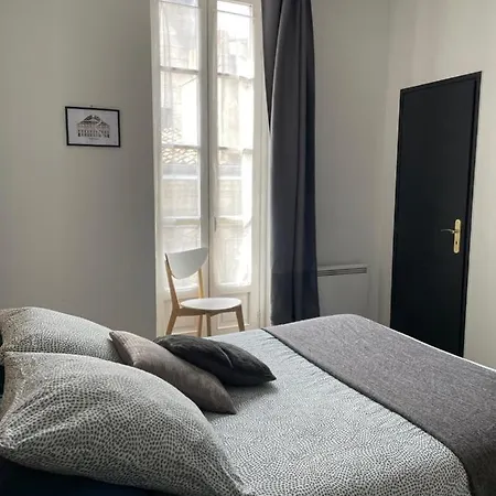 Le Charmant Quai Bourgeois Lägenhet *