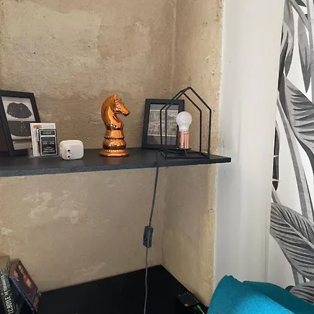 Le Quai Bourgeois Apartment