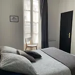 Le Charmant Quai Bourgeois Lägenhet *