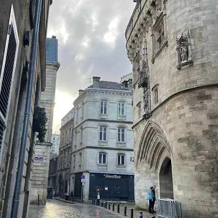 Le Quai Bourgeois *