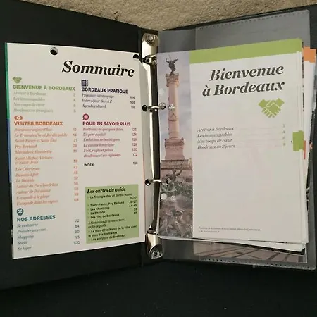 Le Quai Bourgeois アパート *